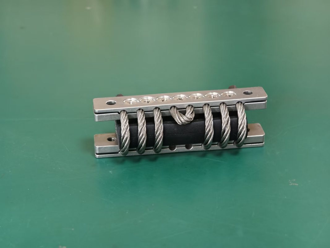 안정적인 작동을 위한 우수한 내열 충격성 및 완전 금속 구조의 맞춤형 GX-60A(N) 와이어 로프 진동 절연체